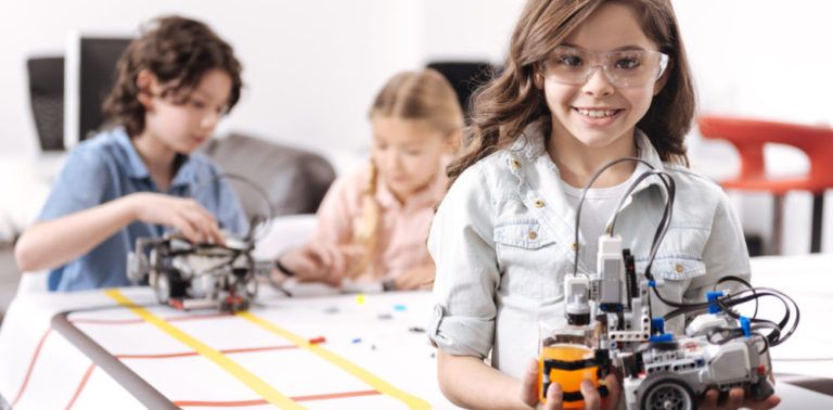 LEGO MINDSTORMS Education EV3 - наборы конструкторов робототехники
